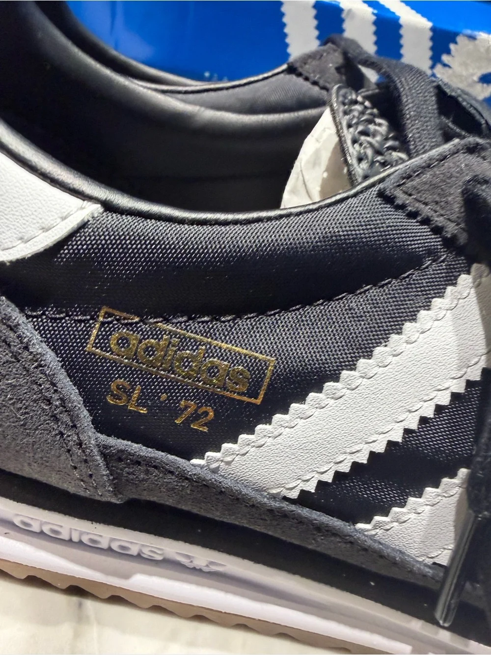 adidas youth sneakers